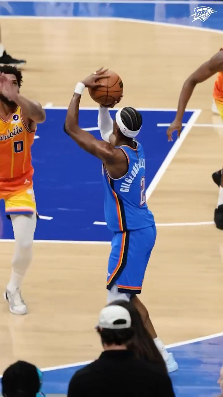 星空体育官网入口-亚历山大-沃克领衔表现出色，夏洛特黄蜂胜出(亚历山大 沃克)